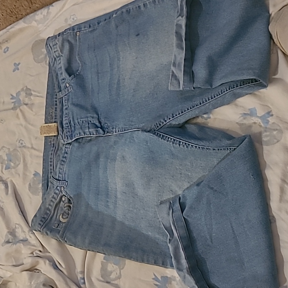 PLUS SIZE JEANS
